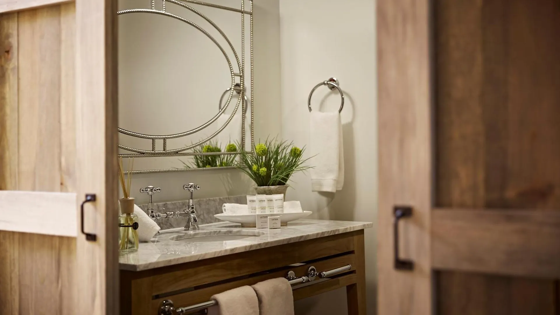 Bespoke Inn Scottsdale